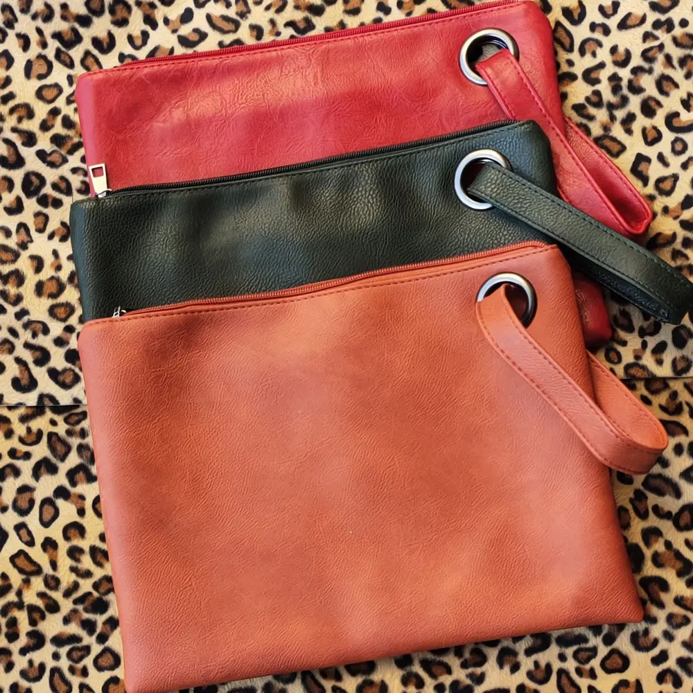 Лидер продаж, женские повседневные кошельки из искусственной кожи с ремешком на застежке-молнии
Лидер продаж, женские повседневные кошельки из искусственной кожи с ремешком на застежке-молнии