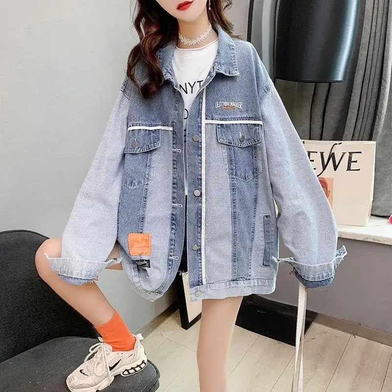 Women Loose Denim jacket Female Hooded Casual Outerwear Jean Coat Girl Oversize Cropped Denim Tops Spring and Autumn 2021
Women Loose Denim jacket Female Hooded Casual Outerwear Jean Coat Girl Oversize Cropped Denim Tops Spring and Autumn 2021