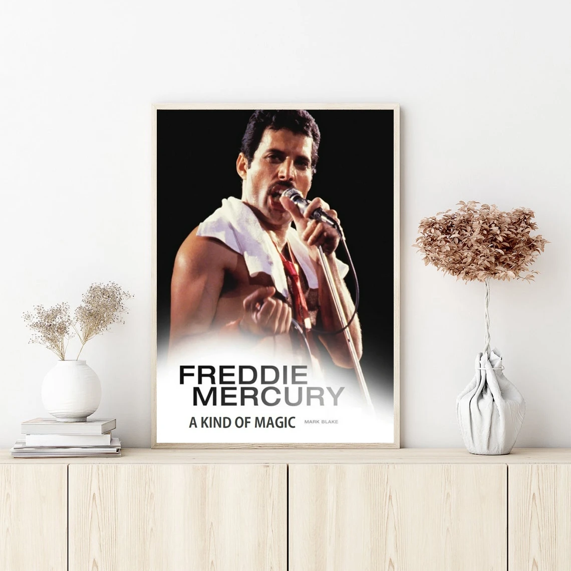 Queen Band Music Poster Wall Art Canvas Painting Bedroom Living Room Home Decoration (No Frame) 
Queen Band Music Poster Wall Art Canvas Painting Bedroom Living Room Home Decoration (No Frame)