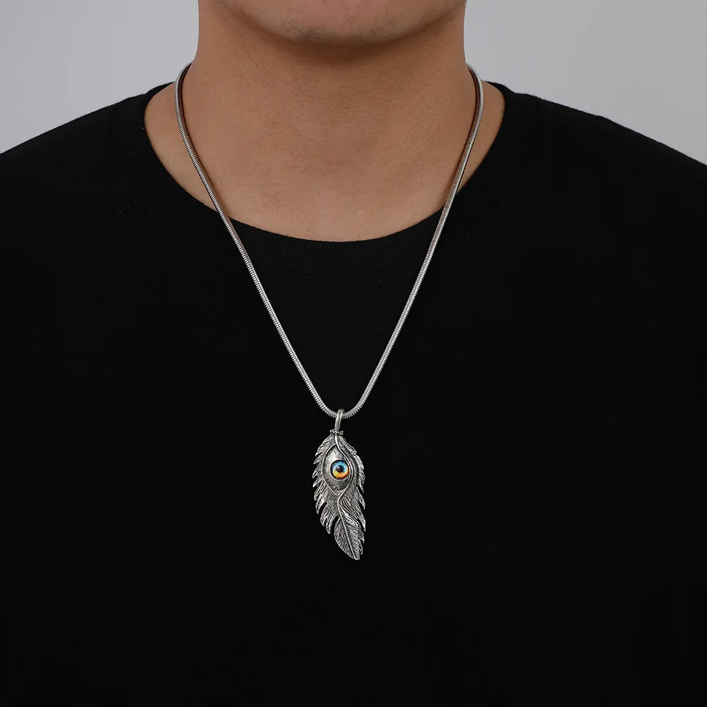 Personality Trend Super Cool Demon Eye Wing Stainless Steel Pendant Titanium Steel Simple Retro Feather Necklace
Personality Trend Super Cool Demon Eye Wing Stainless Steel Pendant Titanium Steel Simple Retro Feather Necklace