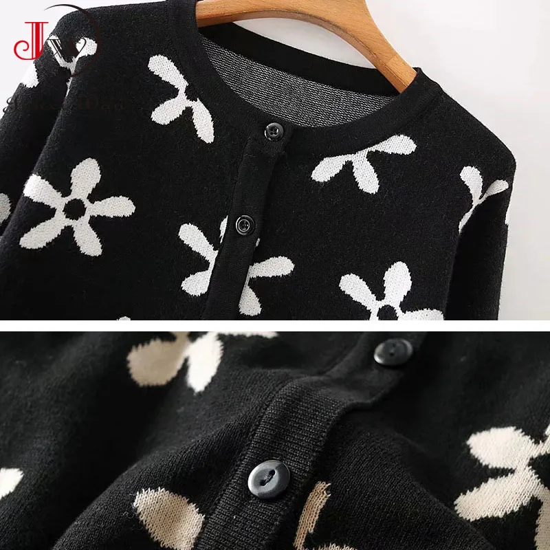 Fashion Flower Embroidery Knitted Women Sweater Long Sleeve Single-Breasted Short Cardigan Casual Knitwear Tops Outerwear
Fashion Flower Embroidery Knitted Women Sweater Long Sleeve Single-Breasted Short Cardigan Casual Knitwear Tops Outerwear