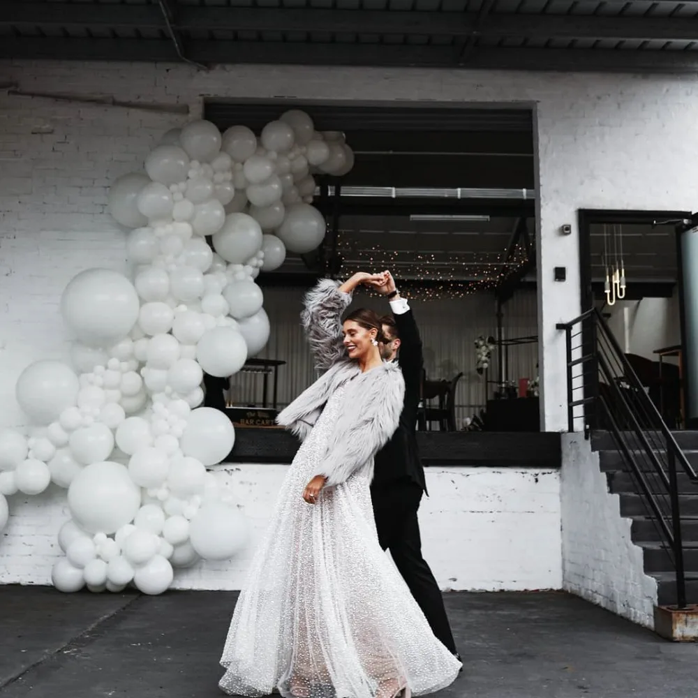 269pcs 36'' 18'' White Balloons Garland Arch Kit For Wedding Engagement Anniversary Party Decoration Globos Baby Shower Supplies
269pcs 36'' 18'' White Balloons Garland Arch Kit For Wedding Engagement Anniversary Party Decoration Globos Baby Shower Supplies