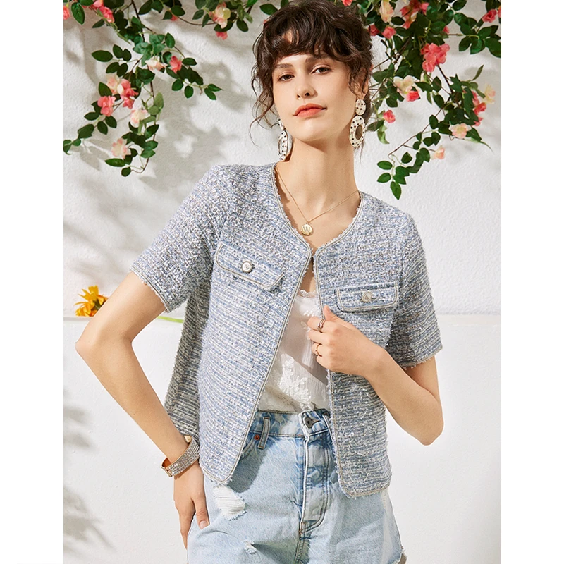 Jacket Women Elegant Style 50% Wool Blended High Quality Weave Fabric Short Sleeves 2 Colors Classic Design Coat New Fashion
Jacket Women Elegant Style 50% Wool Blended High Quality Weave Fabric Short Sleeves 2 Colors Classic Design Coat New Fashion