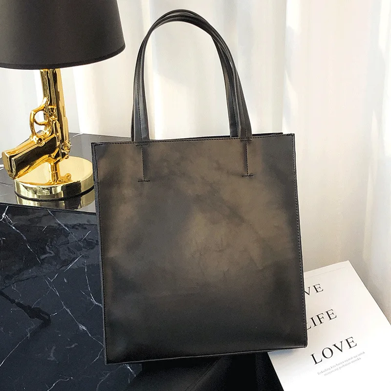 Luxury Italian Leather Men's Briefcase Business Bag Leather laptop briefcase Men Shoulder Bag Messenger Bag Tote Handbag
Luxury Italian Leather Men's Briefcase Business Bag Leather laptop briefcase Men Shoulder Bag Messenger Bag Tote Handbag