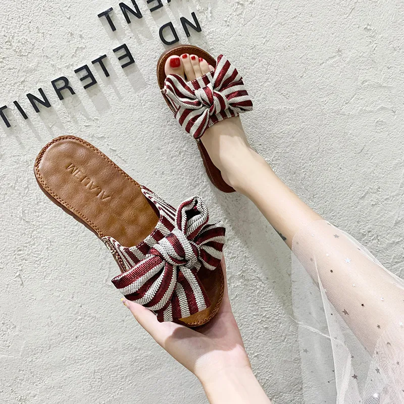 

2022 New Sandals Female Cute Fashion Flat Bottom Net Red Ins Tide Fairy Super Fire Beef Tendon Bottom Soft Bottom Slippers