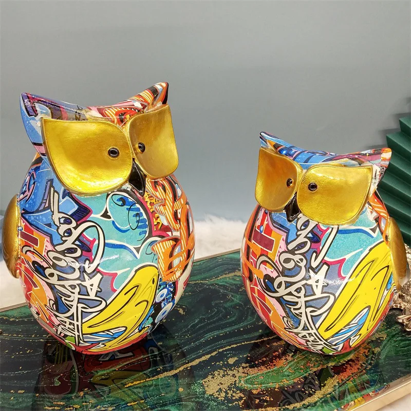 Owl Statues Home Decor European Sculpture Animal Colorful Resin Crafts Ornaments Wine Cooler Living Room Resin Home Decoration
Owl Statues Home Decor European Sculpture Animal Colorful Resin Crafts Ornaments Wine Cooler Living Room Resin Home Decoration