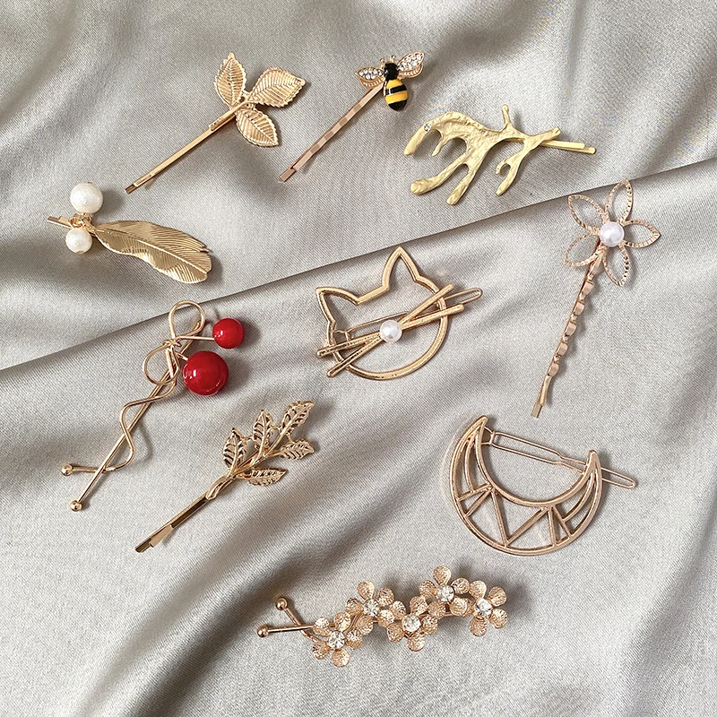 Fashion Hollow Geometric Hair Clip for Women Elegant Triangular Moon Star Circle Metal Barrette Hairpin Head Accessorie
Fashion Hollow Geometric Hair Clip for Women Elegant Triangular Moon Star Circle Metal Barrette Hairpin Head Accessorie