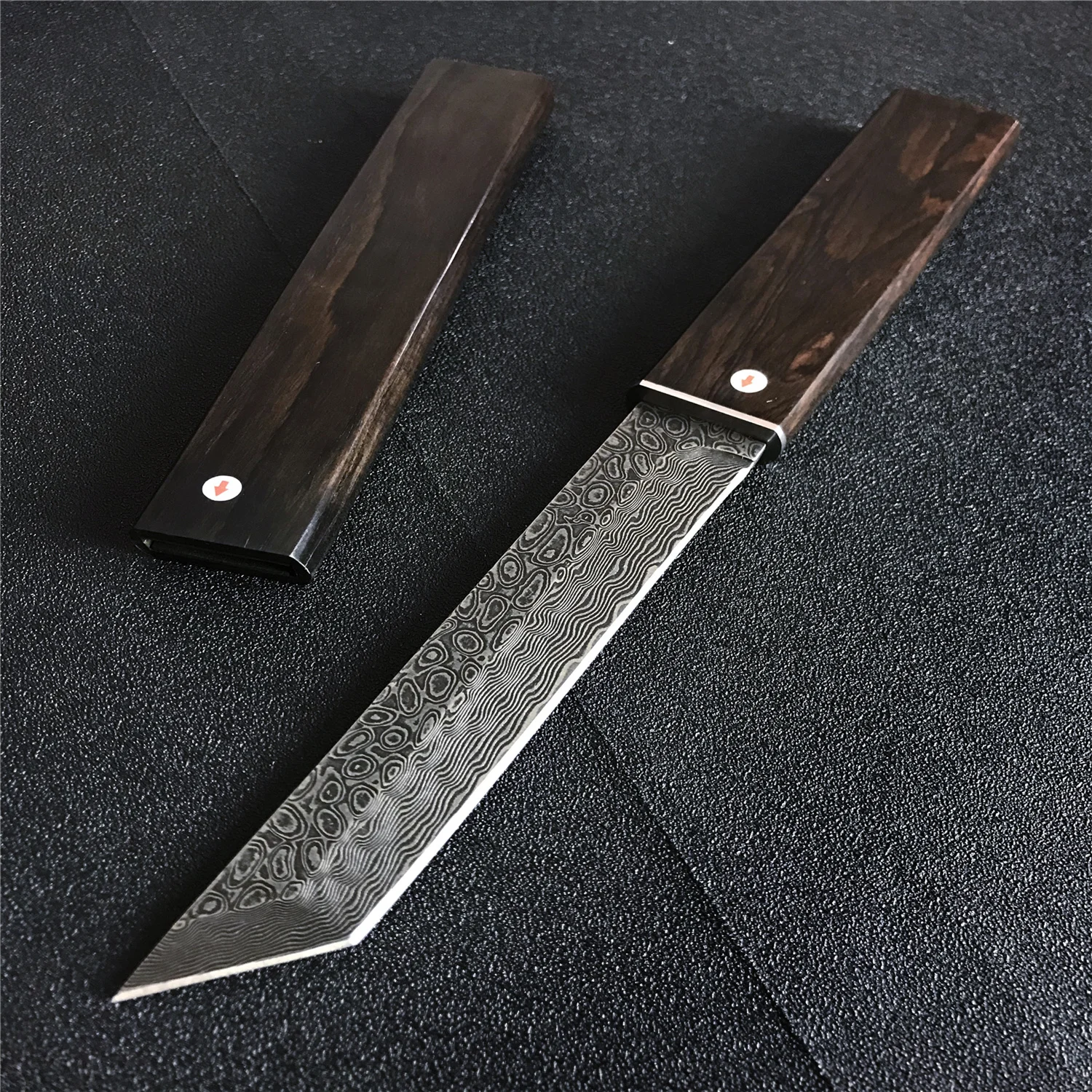Japanese Samurai Sword VG10 Damascus Straight Knife Black Whirlwind Warrior Knife Tactical Hunting Weapon with Wooden Scabbard
Japanese Samurai Sword VG10 Damascus Straight Knife Black Whirlwind Warrior Knife Tactical Hunting Weapon with Wooden Scabbard