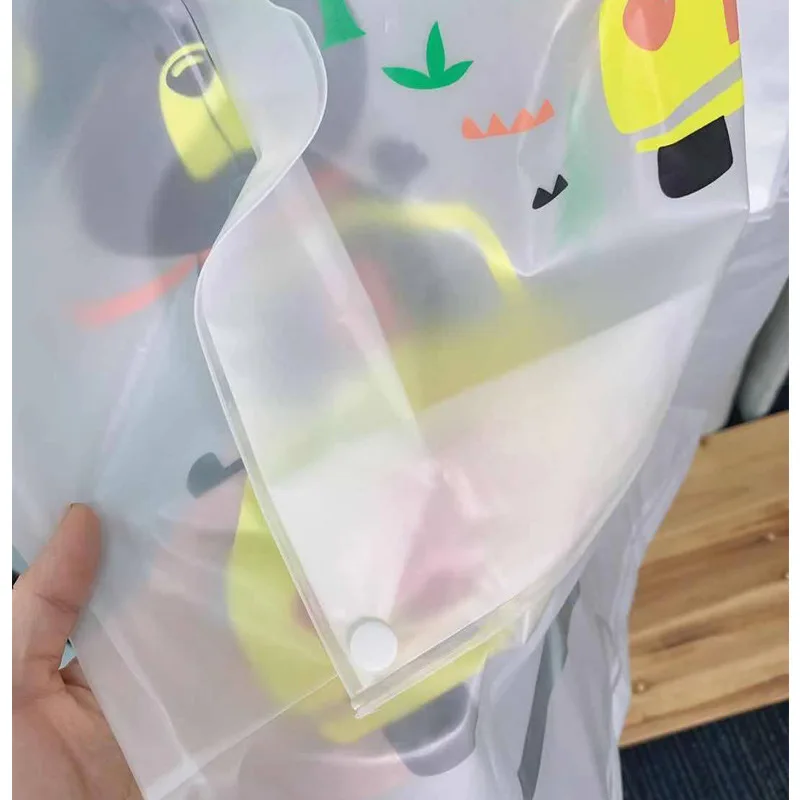 Baby single long transparent jumpsuit children cartoon raincoat outdoor travel rainproof
Baby single long transparent jumpsuit children cartoon raincoat outdoor travel rainproof