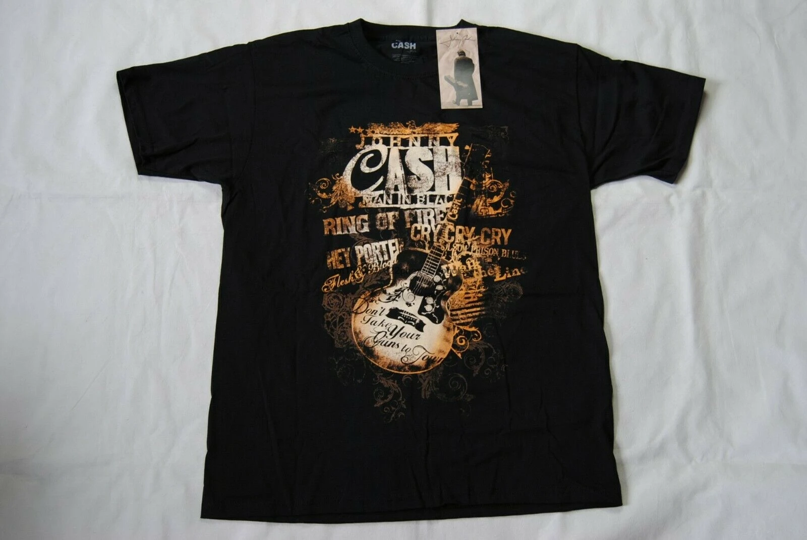 JOHNNY CASH GUITAR TEXT T SHIRT NEW OFFICIAL MAN IN BLACK RING OF FIRE CRY |