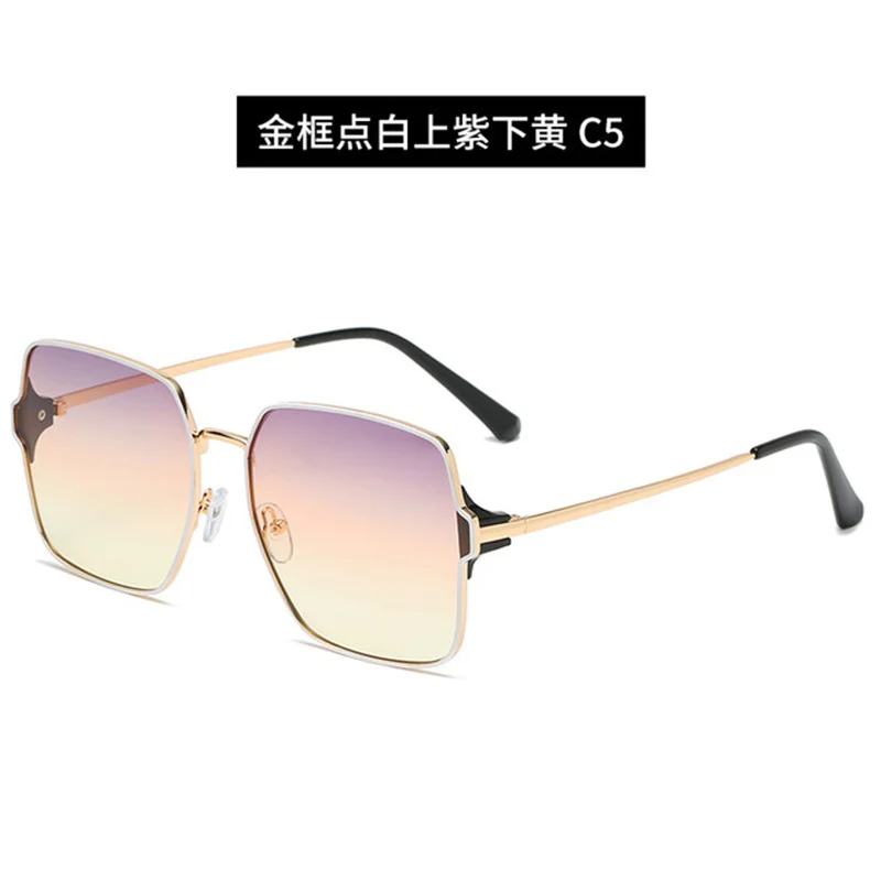 New metallic sunglasses for women. Retro sunglasses for women. Square glasses for sun protection
New metallic sunglasses for women. Retro sunglasses for women. Square glasses for sun protection