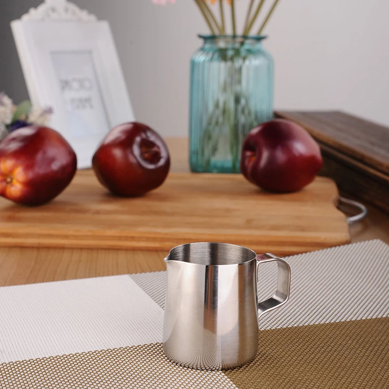Kitchen Stainless Steel Milk Frothing jug Espresso Coffee Pitcher Barista Craft Coffee Latte Milk Frothing Jug Pitcher Pot
Kitchen Stainless Steel Milk Frothing jug Espresso Coffee Pitcher Barista Craft Coffee Latte Milk Frothing Jug Pitcher Pot