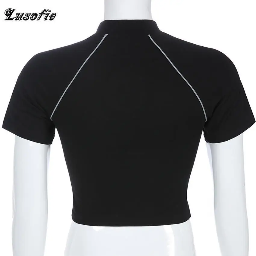Lusofie Black Reflective Nightclub T-shirt Letter Print High Neck Short Sleeve Top New Summer Party Fashion Slim Sexy Short tops
Lusofie Black Reflective Nightclub T-shirt Letter Print High Neck Short Sleeve Top New Summer Party Fashion Slim Sexy Short tops