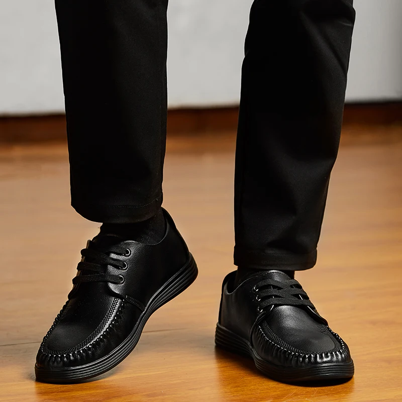 New Men Shoes Comfortable Men Casual Shoes Exquisite hand stitching lace-up Men non-slip Lazy fashion Shoes Zapatos Hombre
New Men Shoes Comfortable Men Casual Shoes Exquisite hand stitching lace-up Men non-slip Lazy fashion Shoes Zapatos Hombre