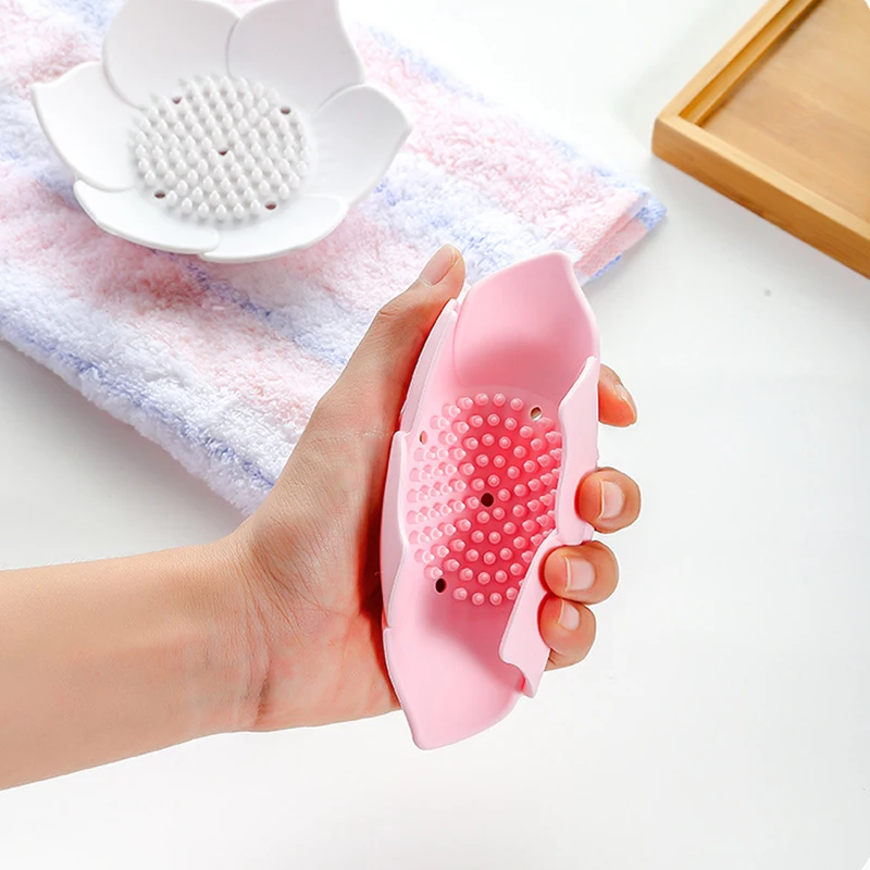 Bathroom non-perforated soap box Lotus silicone drain soap box Bathroom soap storage rack Portable drain soap storage rack
Bathroom non-perforated soap box Lotus silicone drain soap box Bathroom soap storage rack Portable drain soap storage rack