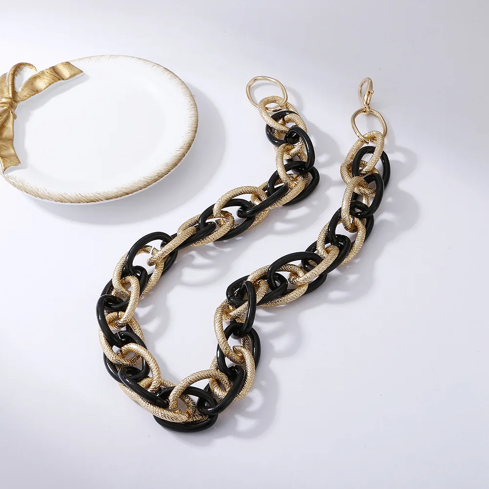 2022 Fashion Big Necklace for Women Twist Gold Silver Color Chunky Thick Lock Choker Chain Necklaces Party Jewelry
2022 Fashion Big Necklace for Women Twist Gold Silver Color Chunky Thick Lock Choker Chain Necklaces Party Jewelry