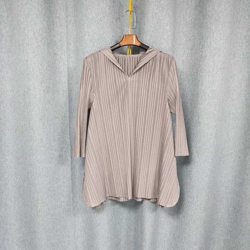 Plus Size Tops For Women 45-75kg Autumn 2020 New Solid Color Loose Hooded Long Sleeved Casual Miyake Pleated T-Shirts Female
Plus Size Tops For Women 45-75kg Autumn 2020 New Solid Color Loose Hooded Long Sleeved Casual Miyake Pleated T-Shirts Female