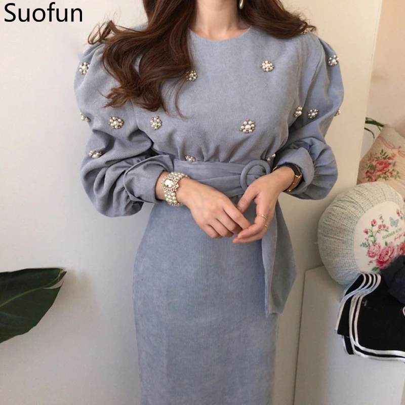 Женское вельветовое платье с поясом Suofun, винтажное праздничное платье-свитер А-силуэта в вечерние ле Ретро, весна 2021
Женское вельветовое платье с поясом Suofun, винтажное праздничное платье-свитер А-силуэта в вечерние ле Ретро, весна 2021