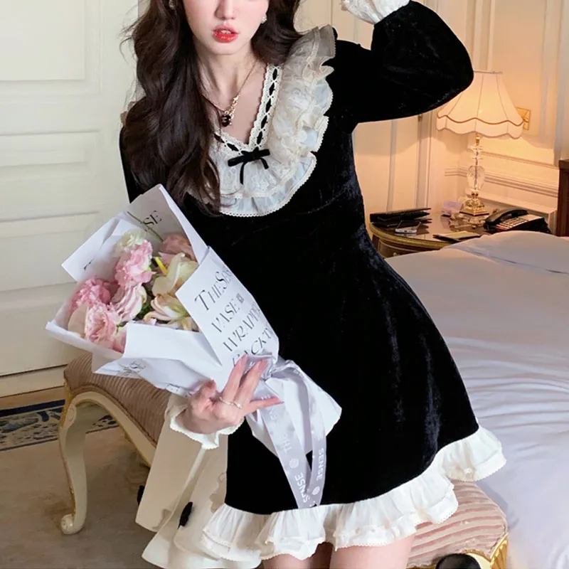 Elegant Kawaii Fairy Dress Women Black Velvet Lace Casual Vintage Dress Female 2021 Winter Ruffles Gothic Evening Party Dresses
Elegant Kawaii Fairy Dress Women Black Velvet Lace Casual Vintage Dress Female 2021 Winter Ruffles Gothic Evening Party Dresses