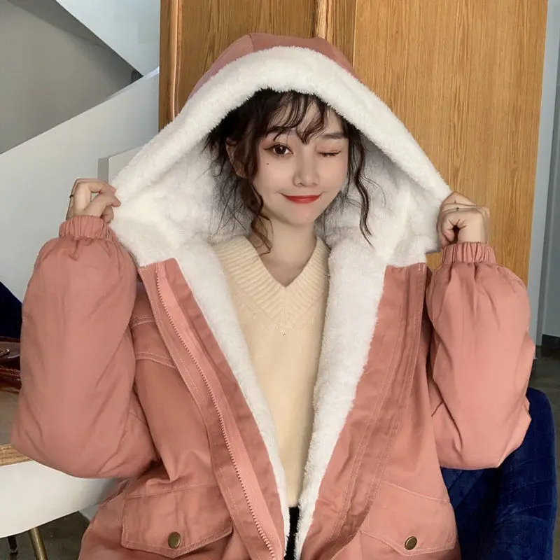 Women's Cotton-padded Jacket Plus Velvet Thickening Korean Style Loose Wild Student Harajuku Style Winter Jacket
Women's Cotton-padded Jacket Plus Velvet Thickening Korean Style Loose Wild Student Harajuku Style Winter Jacket