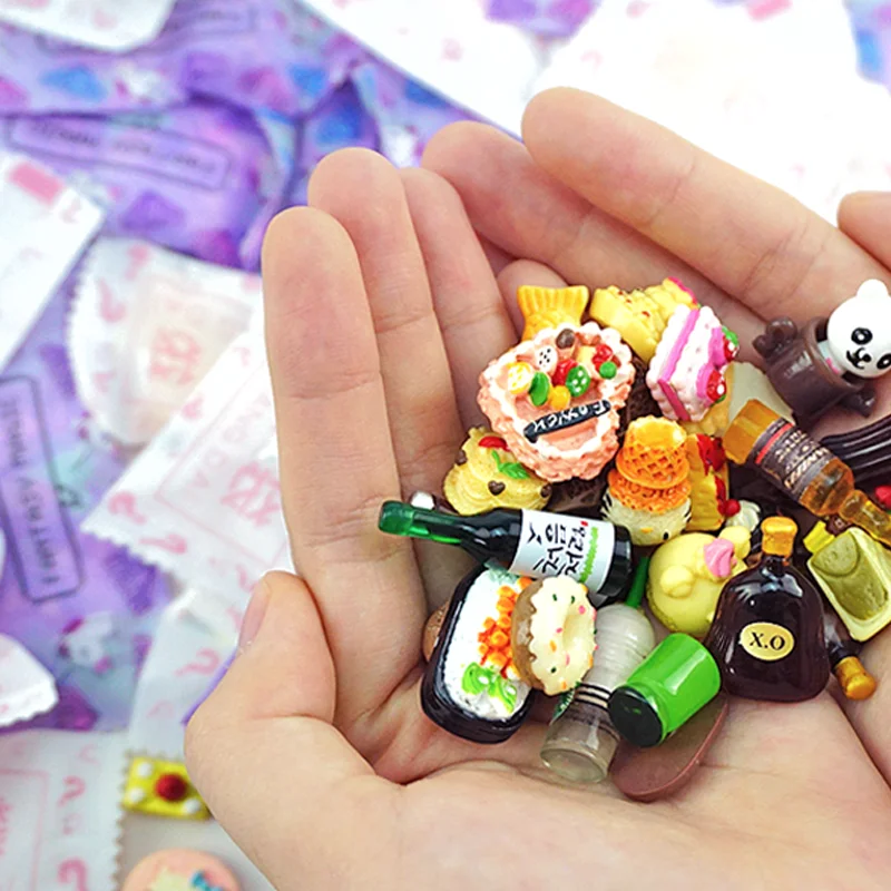 Blind Bag Lucky Bag Random Simulation Miniature Food Doll House Accessories DIY Dolls Cake Wine Bottle Surprise Gifts For Kids
Blind Bag Lucky Bag Random Simulation Miniature Food Doll House Accessories DIY Dolls Cake Wine Bottle Surprise Gifts For Kids