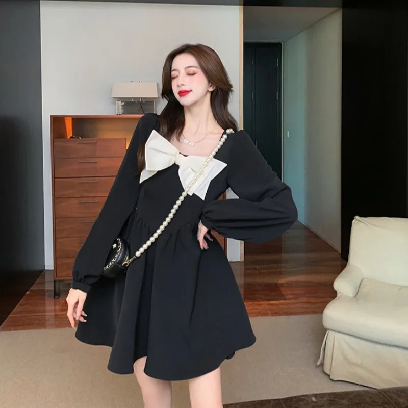 Black Casual Dress for Women Autumn Winter Retro Square Collar Bow Sweet Dress Female Korean Fashion Vestido De Mujer
Black Casual Dress for Women Autumn Winter Retro Square Collar Bow Sweet Dress Female Korean Fashion Vestido De Mujer