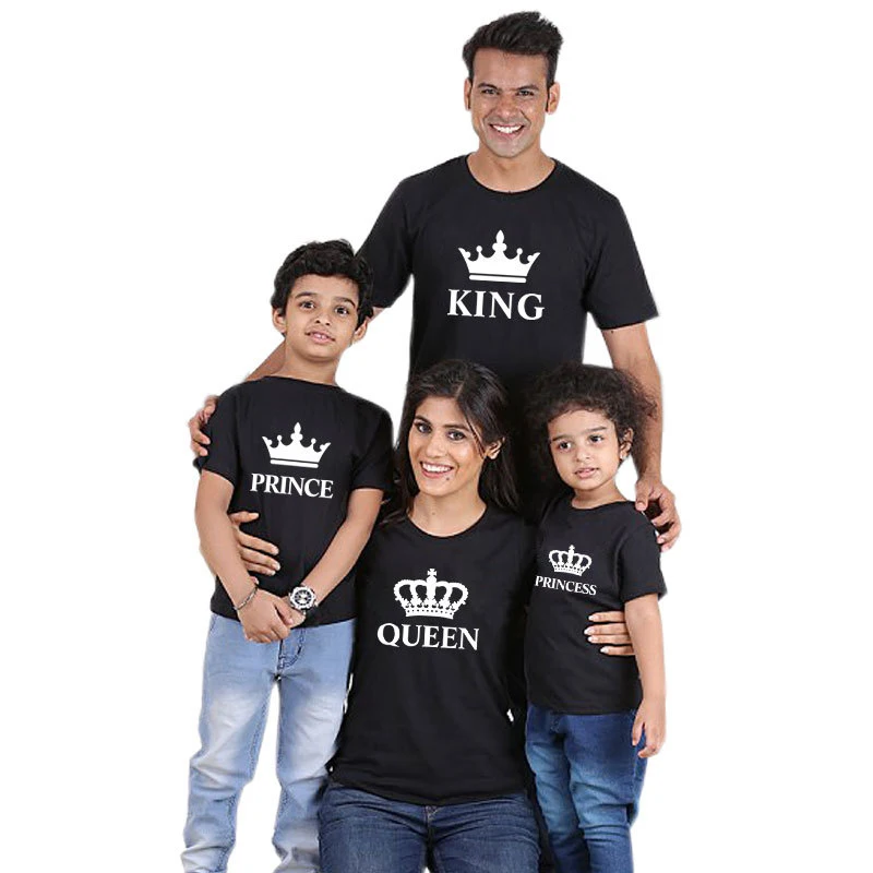 Family Matching Clothes Mother Father Daughter Son Kid Tshirt Family KING QUEEN Letter Printing Clothes Mommy and Me Top
Family Matching Clothes Mother Father Daughter Son Kid Tshirt Family KING QUEEN Letter Printing Clothes Mommy and Me Top