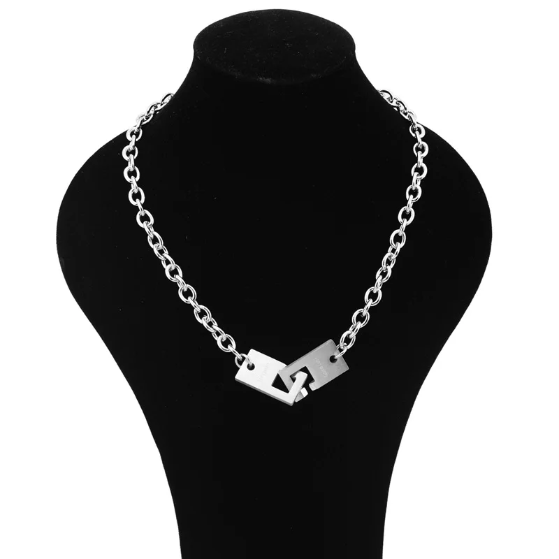 Men's Short Necklace Clavicle Chain Vintage Jewelry Personality Cool Double Buckle Pendant Stainless Steel Christmas Gift
Men's Short Necklace Clavicle Chain Vintage Jewelry Personality Cool Double Buckle Pendant Stainless Steel Christmas Gift