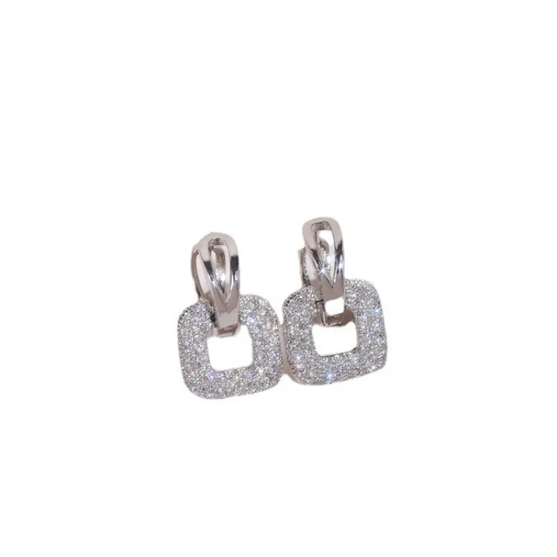 925Silver Needle Japanese and Korean Fashion Square Stud Earrings for Women Simple Eardrops Elegant Korean Internet Influencer E
925Silver Needle Japanese and Korean Fashion Square Stud Earrings for Women Simple Eardrops Elegant Korean Internet Influencer E