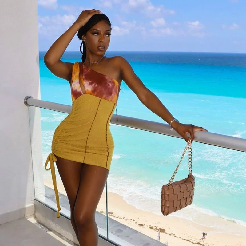 Women’s Sexy One Shoulder Short Dress Fashion Tie-dye Contrast Color Hollow Skinny Dress Mini Chest Cut Out Marble 90s Club 
Women’s Sexy One Shoulder Short Dress Fashion Tie-dye Contrast Color Hollow Skinny Dress Mini Chest Cut Out Marble 90s Club