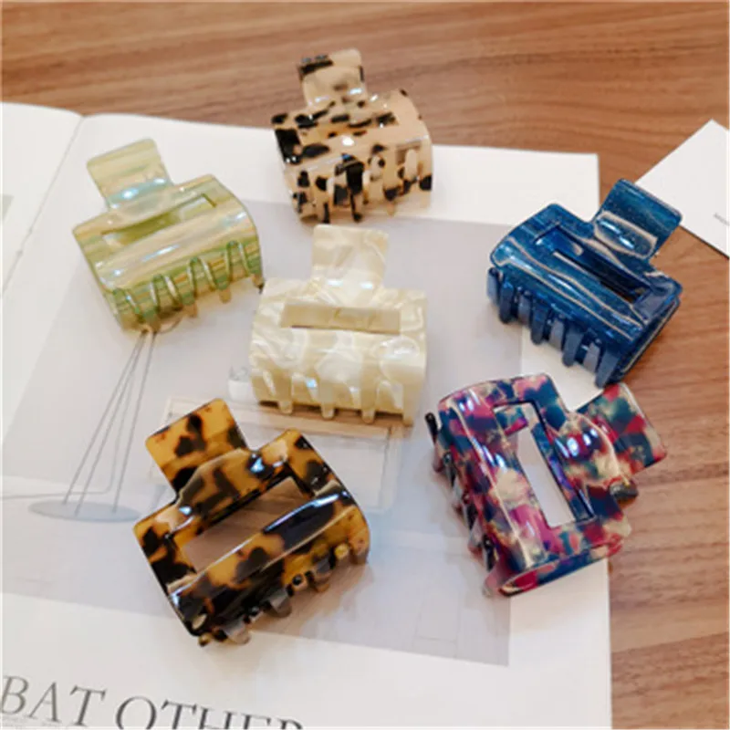 Acetate Sheet Japan And South Korea Hair Accessories Girl Temperament Hair Clip Simple Geometry Hairpin Large
Acetate Sheet Japan And South Korea Hair Accessories Girl Temperament Hair Clip Simple Geometry Hairpin Large