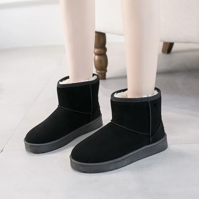 2021 Women Snow Boots Cow Leather Fur Short Boots Women Top High Quality Boots Winter Boots Women Warm Flat Shoes Botas Mujer
2021 Women Snow Boots Cow Leather Fur Short Boots Women Top High Quality Boots Winter Boots Women Warm Flat Shoes Botas Mujer