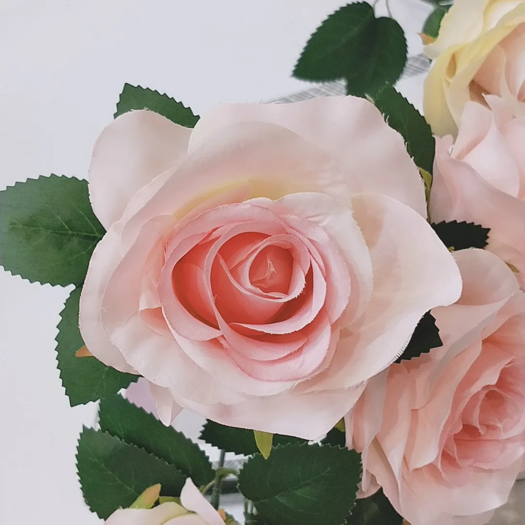 Simulation Silk Flowers Artificial Rose Bouquet Floral Wall Decoration Wedding Bouquets Family Living Room Balcony Layout Decor 
Simulation Silk Flowers Artificial Rose Bouquet Floral Wall Decoration Wedding Bouquets Family Living Room Balcony Layout Decor