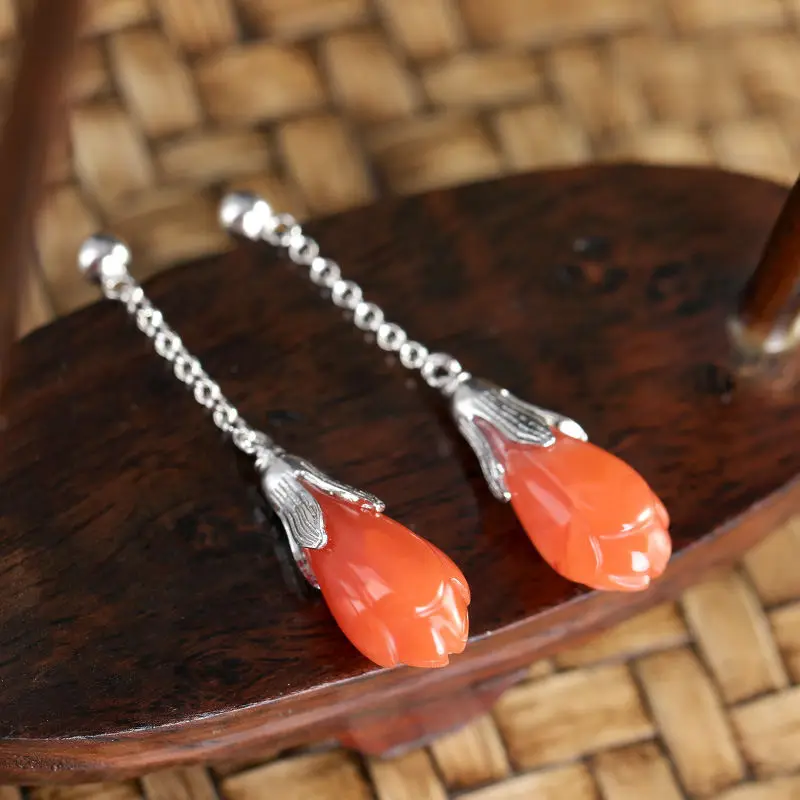 S925 Sterling Silver Inlaid Southern Red Agate Retro Personality Magnolia Women's Earrings Earrings Earrings Earrings New Arriva
S925 Sterling Silver Inlaid Southern Red Agate Retro Personality Magnolia Women's Earrings Earrings Earrings Earrings New Arriva