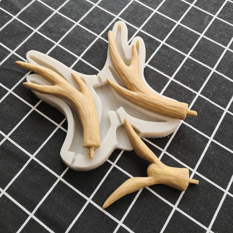 New large antler silicone fondant mold Chocolate candy cake decoration tool Baking Gumpaste Christmas kitchenware
New large antler silicone fondant mold Chocolate candy cake decoration tool Baking Gumpaste Christmas kitchenware