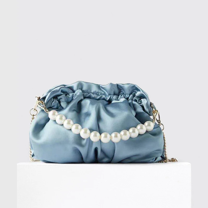 2021 Summer New Pearl Chain Handbag Dumpling Clip Purse Bag Women Cloud Underarm Shoulder Bag Baguette Pouch Totes
2021 Summer New Pearl Chain Handbag Dumpling Clip Purse Bag Women Cloud Underarm Shoulder Bag Baguette Pouch Totes