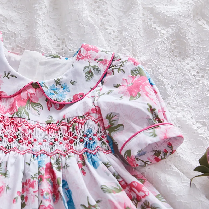 Flower Girls Dresses Embroidery Tulle Ball Gown O-Neck Knee-Length Flowers Short Luxury Simple Kids Party Princess Skirt D320
Flower Girls Dresses Embroidery Tulle Ball Gown O-Neck Knee-Length Flowers Short Luxury Simple Kids Party Princess Skirt D320