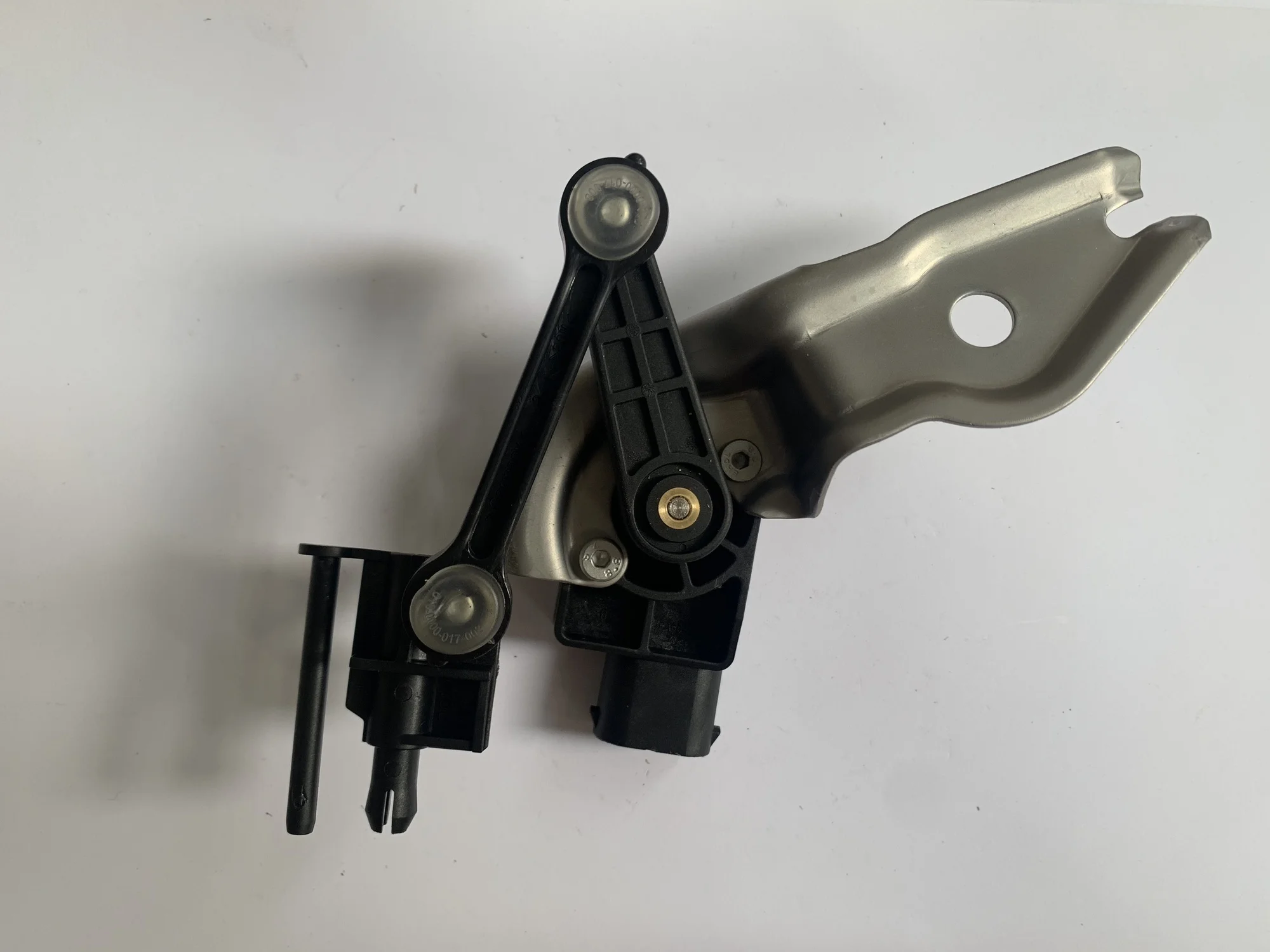 Аксессуары датчика высоты кузова для Porsche/Audi/volkswagen 7l0616213c и 7l0616214c
Аксессуары датчика высоты кузова для Porsche/Audi/volkswagen 7l0616213c и 7l0616214c