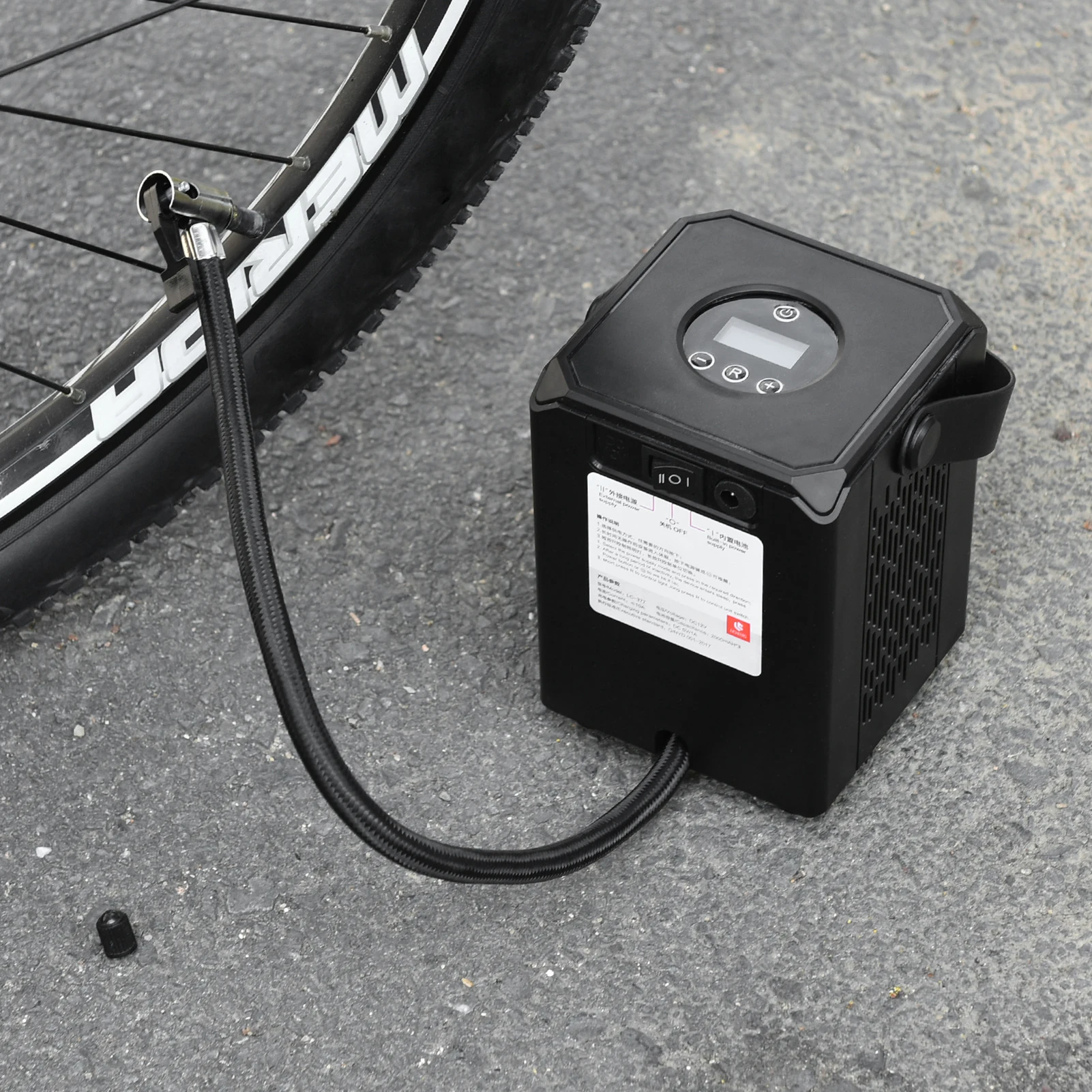 Portable Auto Pump Digital Tire Pump for Car with LED Light Motorcycle Bicycle Tire Inflatable Wireless Wired Electric Air Pump
Portable Auto Pump Digital Tire Pump for Car with LED Light Motorcycle Bicycle Tire Inflatable Wireless Wired Electric Air Pump