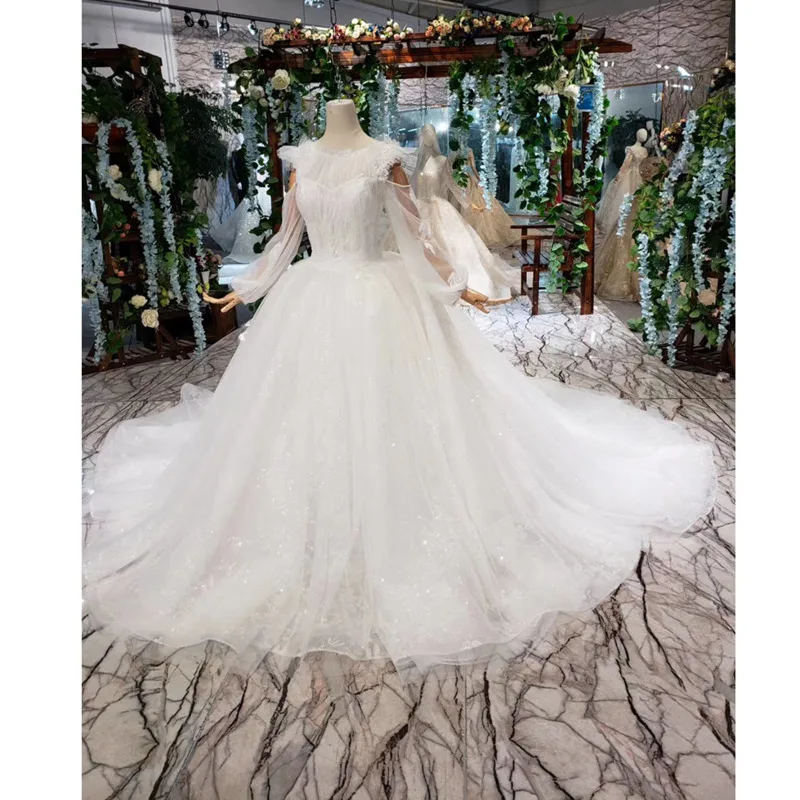 BGW HT42122 Princess Wedding Dresses Boho O-neck Long Sleeves Lace Up V-back Lace Bridal Dress Gown Vestido De Noiva Princesa
BGW HT42122 Princess Wedding Dresses Boho O-neck Long Sleeves Lace Up V-back Lace Bridal Dress Gown Vestido De Noiva Princesa