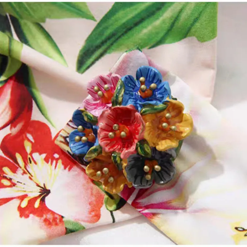 Summer Runway Puff Sleeve Rose Floral Print Green Dress Women Off Shoulder Petel Buttons Pocket Elastic Waist Beach Boho Dress
Summer Runway Puff Sleeve Rose Floral Print Green Dress Women Off Shoulder Petel Buttons Pocket Elastic Waist Beach Boho Dress