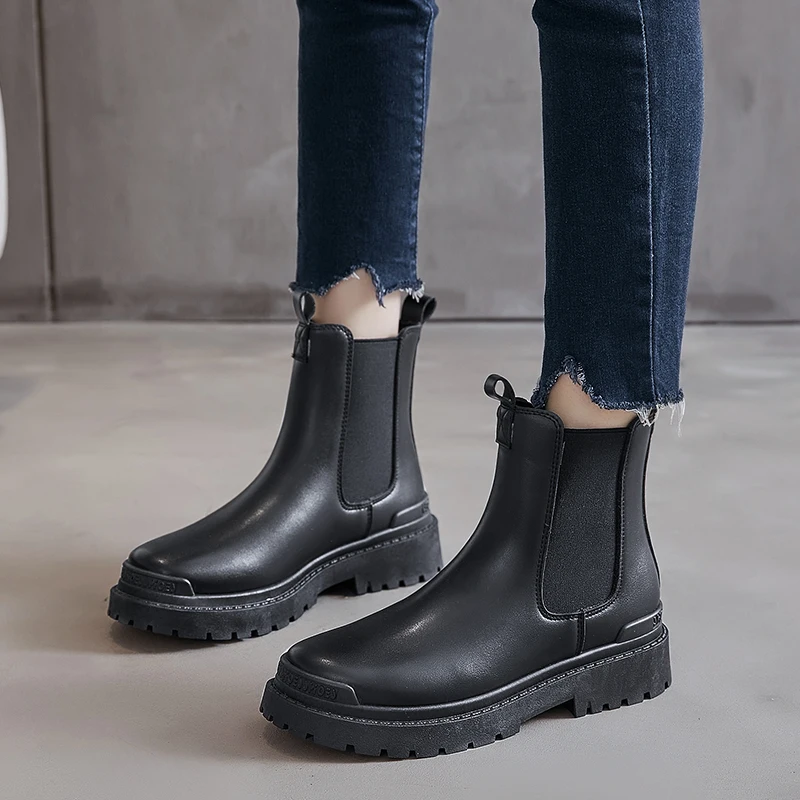 Autumn Winter Women's Ankle Boots Retro Women Chelsea Boots Leather New Fashion Motorcyle Boots Ladies Casual Boots Botas Mujer
Autumn Winter Women's Ankle Boots Retro Women Chelsea Boots Leather New Fashion Motorcyle Boots Ladies Casual Boots Botas Mujer