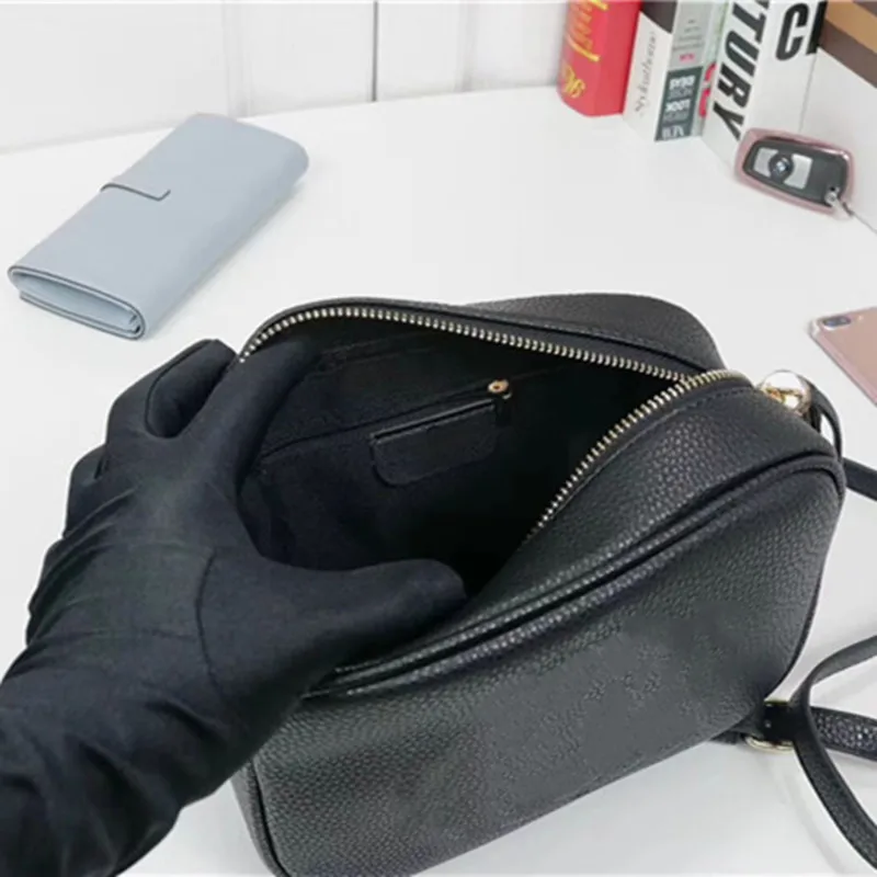 New Fashion Classic Luxury Brand G Leather Women Handbag Coin Purses Design Clutch Wallet Female Bags Money Credit Card Holder
New Fashion Classic Luxury Brand G Leather Women Handbag Coin Purses Design Clutch Wallet Female Bags Money Credit Card Holder