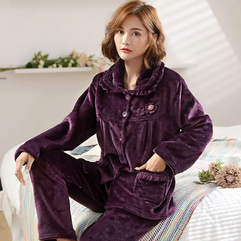 Autumn winter Flannel Pajamas Set Women Pyjamas Women Homewear Animal Sleepwear Thick Home Suit
Autumn winter Flannel Pajamas Set Women Pyjamas Women Homewear Animal Sleepwear Thick Home Suit