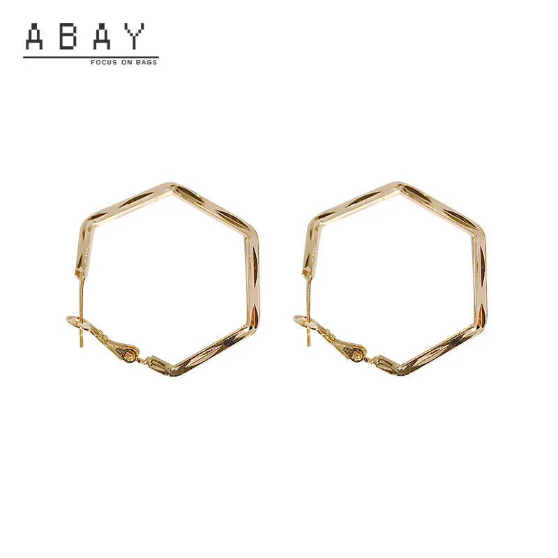 Fashion Hot Deals Geometry Hexagon Circle Earrings Women New Gold Style Exaggeration Simplicity Versatile Female Ear Pendant
Fashion Hot Deals Geometry Hexagon Circle Earrings Women New Gold Style Exaggeration Simplicity Versatile Female Ear Pendant