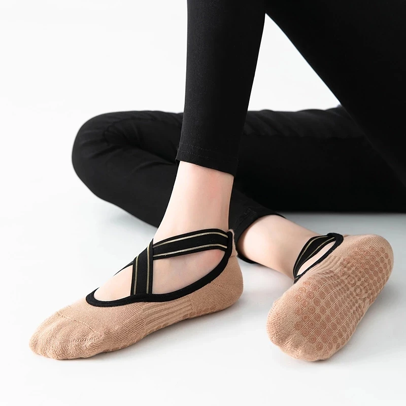 Women High Quality Bandage Yoga Socks Non-slip Quick-Dry Damping Pilates Ballet Socks Good Grip For Women Cotton Socks
Women High Quality Bandage Yoga Socks Non-slip Quick-Dry Damping Pilates Ballet Socks Good Grip For Women Cotton Socks
