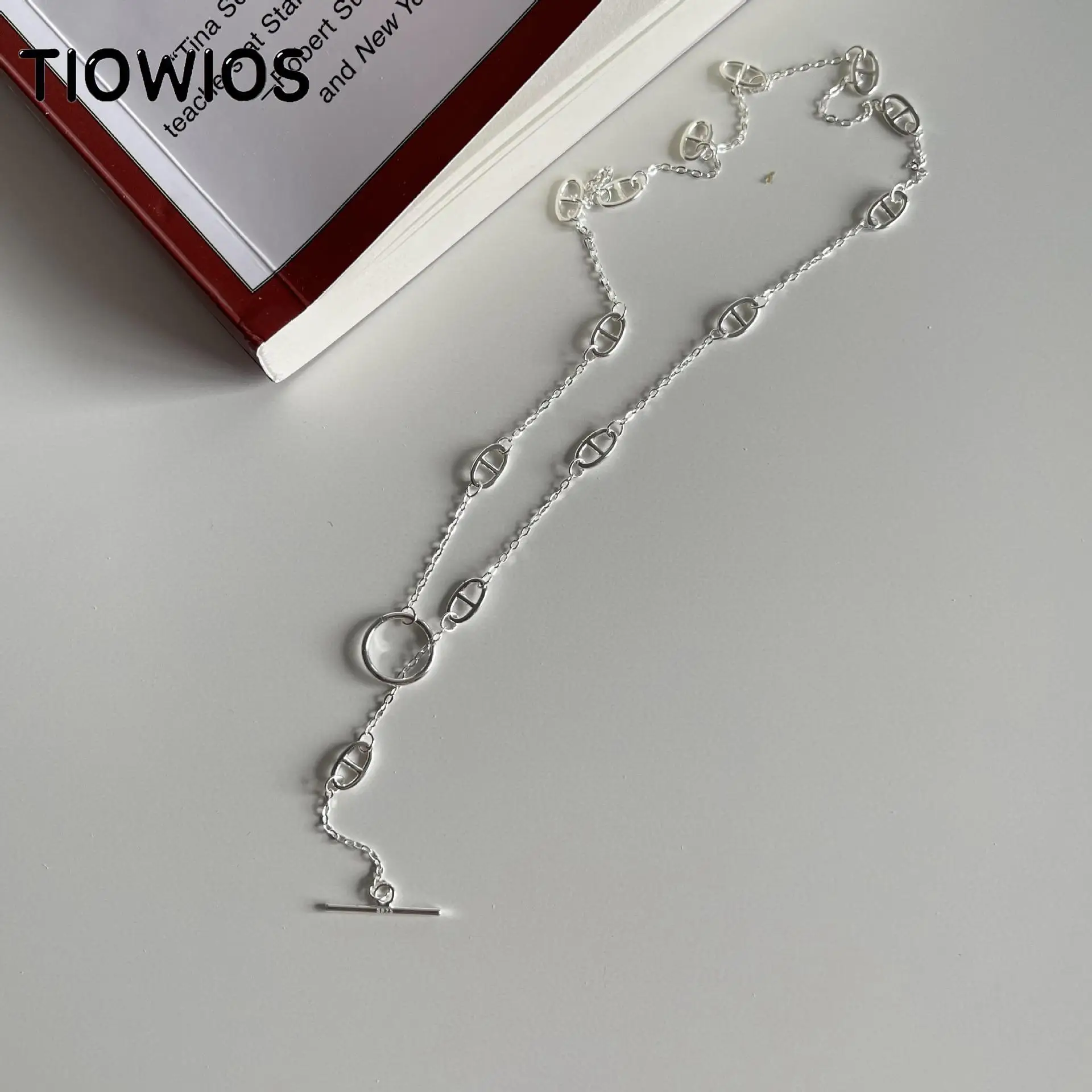 Новинка 2021, Женское Ожерелье tiвосемь цветов в индивидуальном стиле, серебряное ожерелье в виде свиньи и носа, подчеркивающее индивидуально...
Новинка 2021, Женское Ожерелье tiвосемь цветов в индивидуальном стиле, серебряное ожерелье в виде свиньи и носа, подчеркивающее индивидуально...