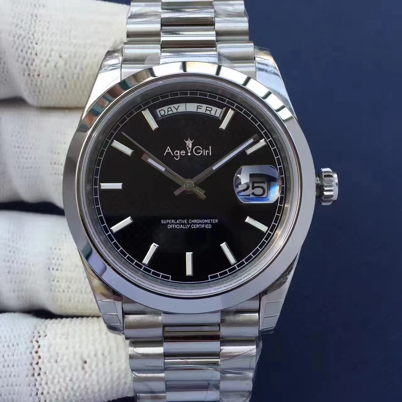 Luxury New Mens Daydate Gold Silver Black Blue Watch Automatic Mechanical Stainless Steel Sapphire Watches White Rome Dial
Luxury New Mens Daydate Gold Silver Black Blue Watch Automatic Mechanical Stainless Steel Sapphire Watches White Rome Dial