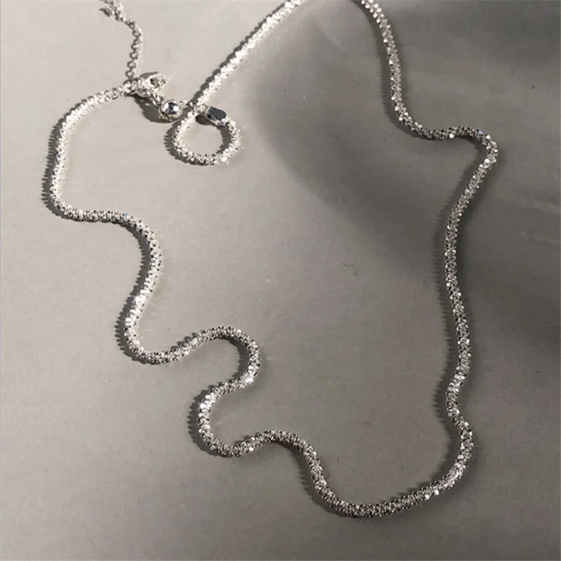 Simple Sparkling Cold Wind Fashion Necklace Light Luxury Niche Necklace Clavicle Chain Women's Holiday Gift Party Jewelry Wholes
Simple Sparkling Cold Wind Fashion Necklace Light Luxury Niche Necklace Clavicle Chain Women's Holiday Gift Party Jewelry Wholes
