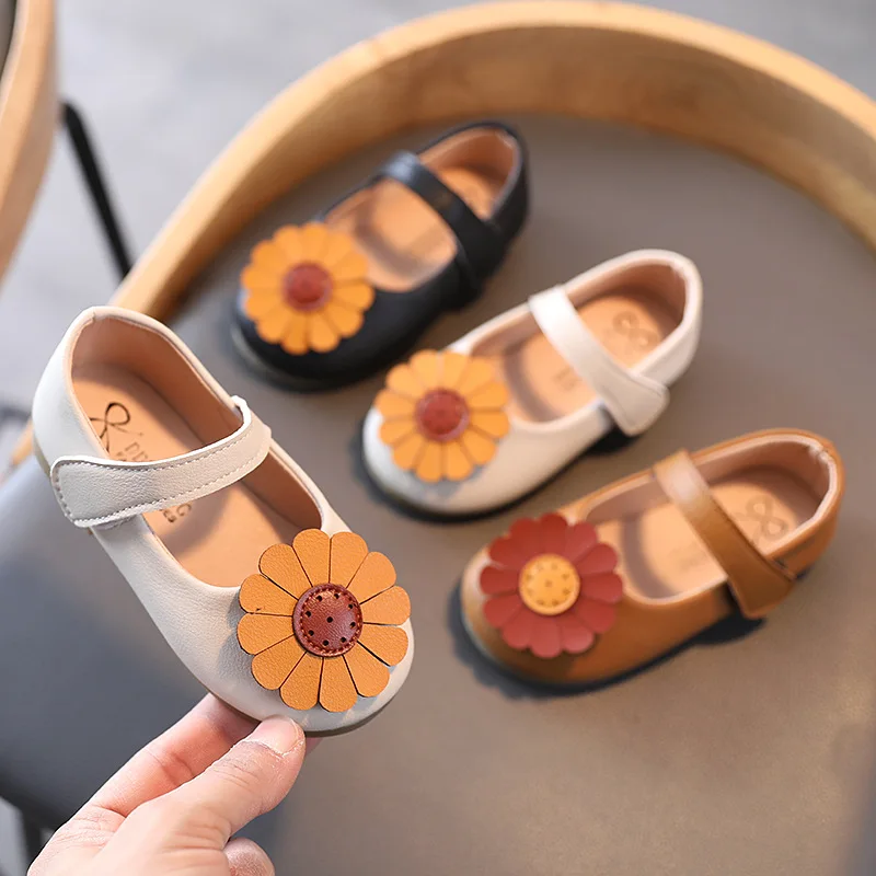 Flower Appliques Shoes for Kids 2021 Spring Autumn Footwear Children's Flat With Shoes Breathable PU Leather Girl's Shoes
Flower Appliques Shoes for Kids 2021 Spring Autumn Footwear Children's Flat With Shoes Breathable PU Leather Girl's Shoes